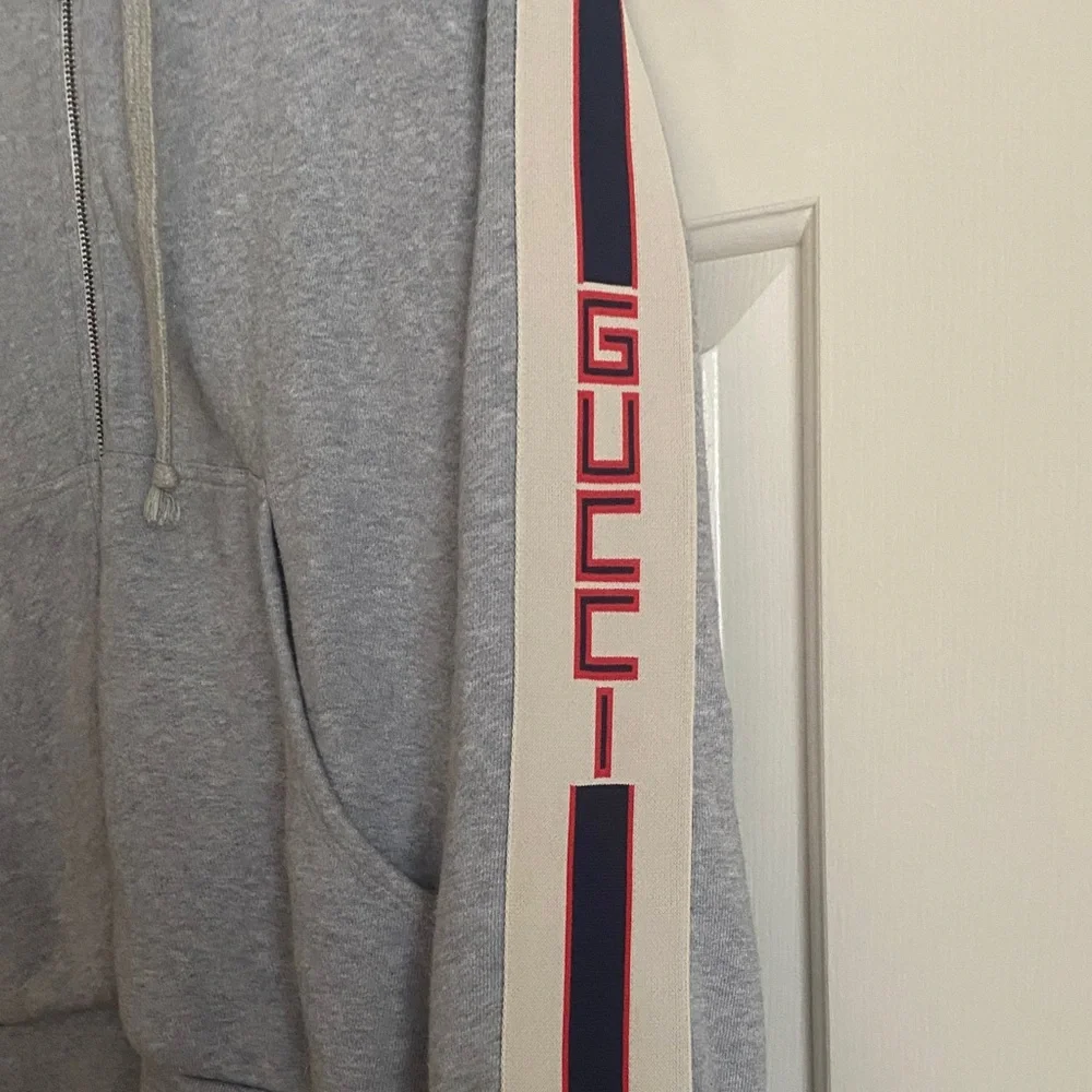 NWOT Gucci Men Light Gray Hoodie with Logo Stripes, Size M